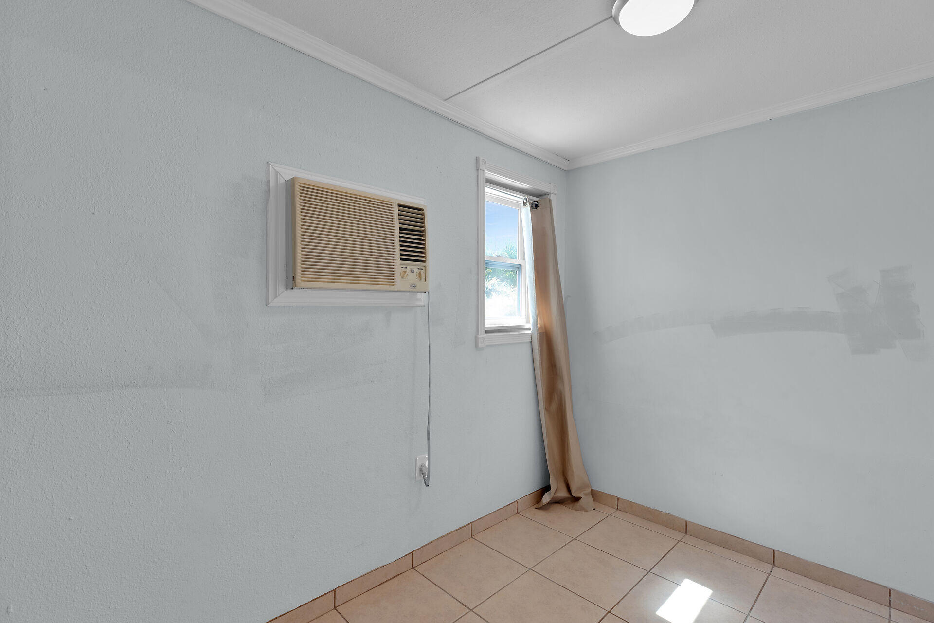 144 Sunset Lane Tavernier, FL 33070 - Photo 7 of 49 a view of an empty room