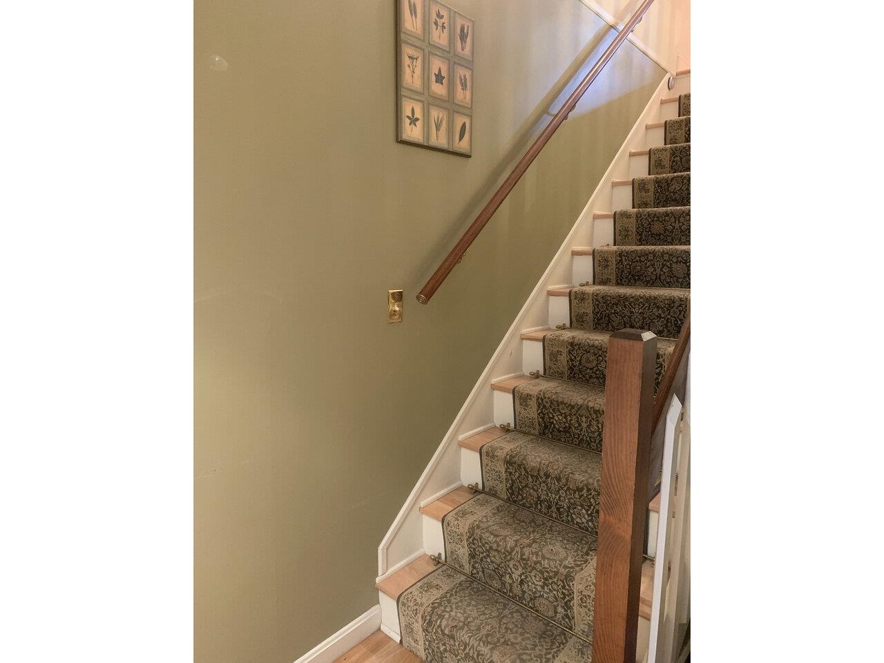 293 Locust Hill Road Shelburne, VT 05482 - Photo 17 of 39 Gallery Image 17