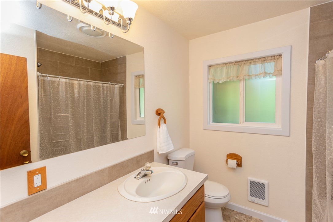 2209 Cooks Hill Road Centralia, WA 98531 - Photo 14 of 24 Gallery Image 14