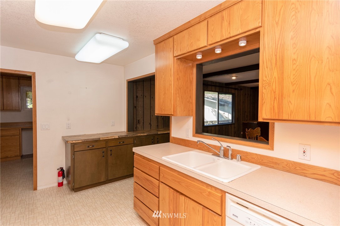2209 Cooks Hill Road Centralia, WA 98531 - Photo 7 of 24 Gallery Image 7