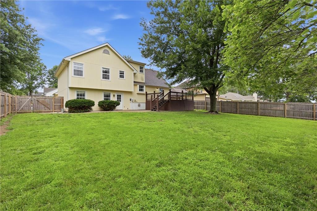 1209 Southwest Trail Ridge Drive Blue Springs, MO 64015 - Photo 27 of 36