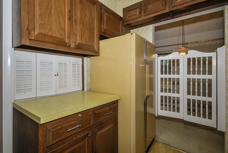 3491 Craig Road Ann Arbor, MI 48103 - Photo 8 of 27 Kitchen