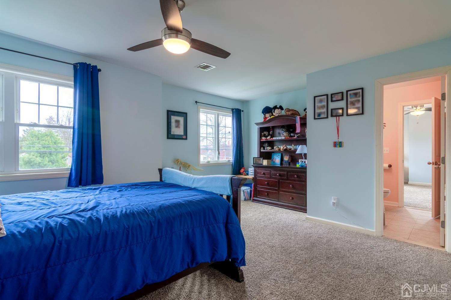 1422 Huron Road North Brunswick, NJ 08902 - Photo 19 of 24 Gallery Image 19