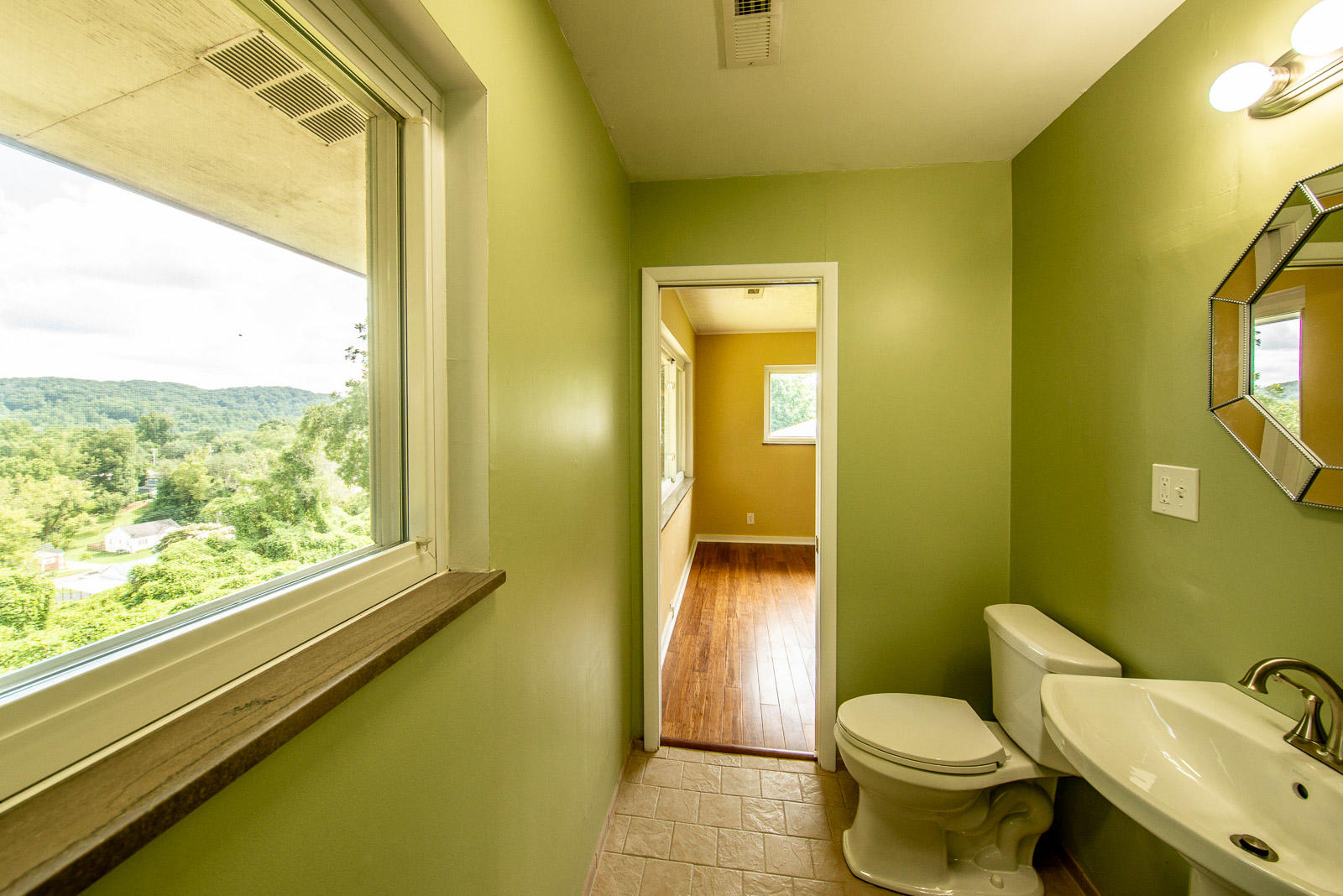 103 Stanton Lane Oak Ridge, TN 37830 - Photo 11 of 34 stanton master bath 1