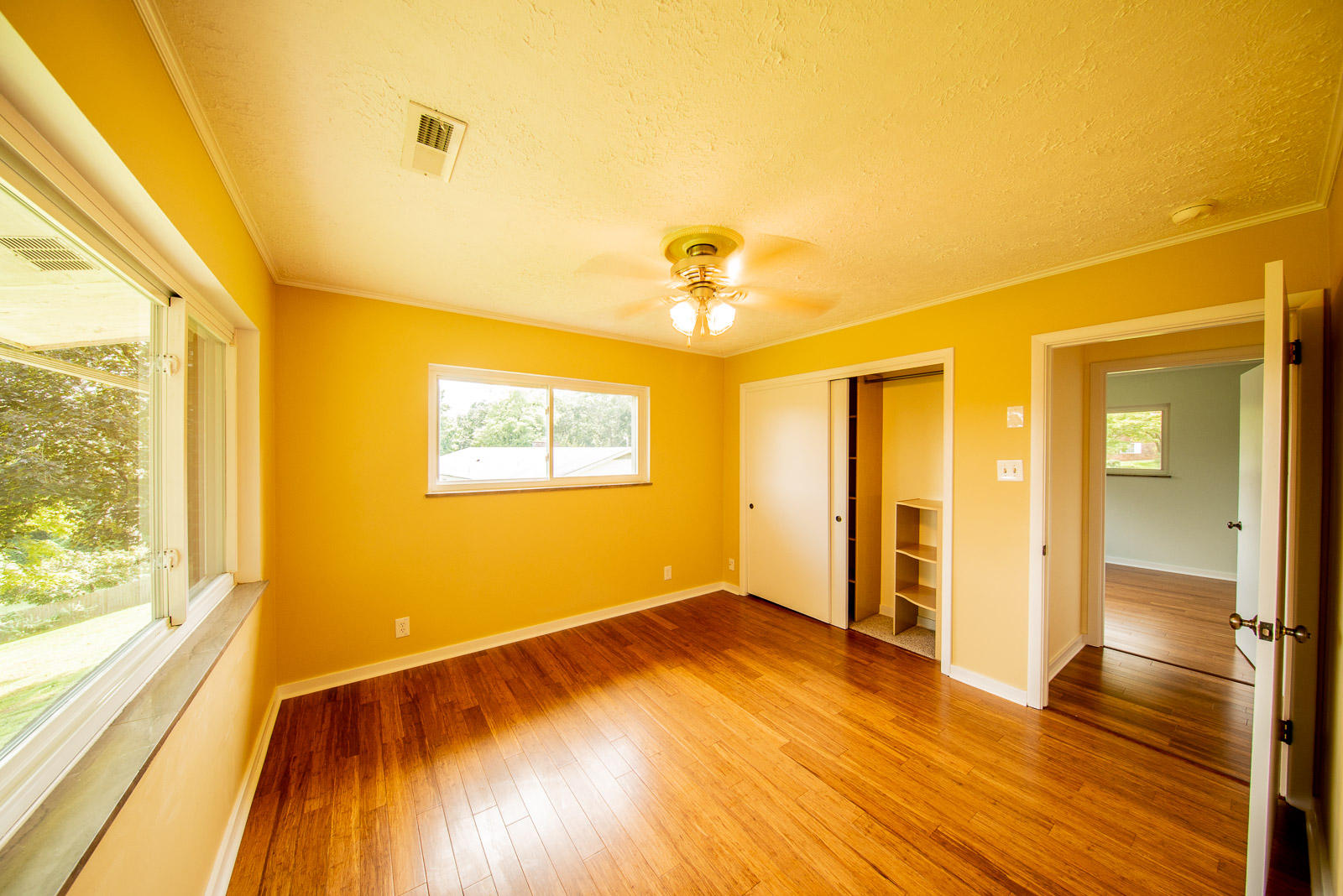 103 Stanton Lane Oak Ridge, TN 37830 - Photo 10 of 34 stanton master bed 2