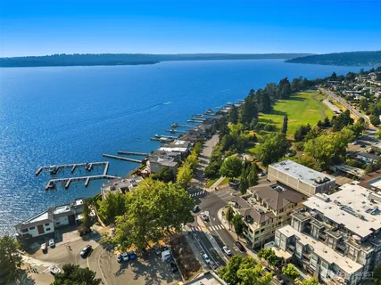 $1,750,000 | 210 Market Street, Unit 304, Kirkland, WA 98033