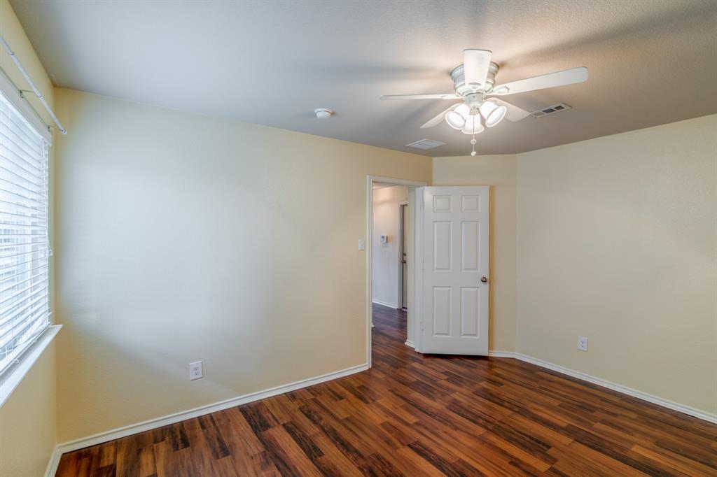 328 Baldwin Street Hutto, TX 78634 - Photo 17 of 28