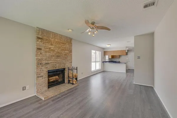 $1,550 | 6821 Sierra Drive, North Richland Hills, TX 76180