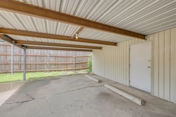 $1,550 | 6821 Sierra Drive, North Richland Hills, TX 76180