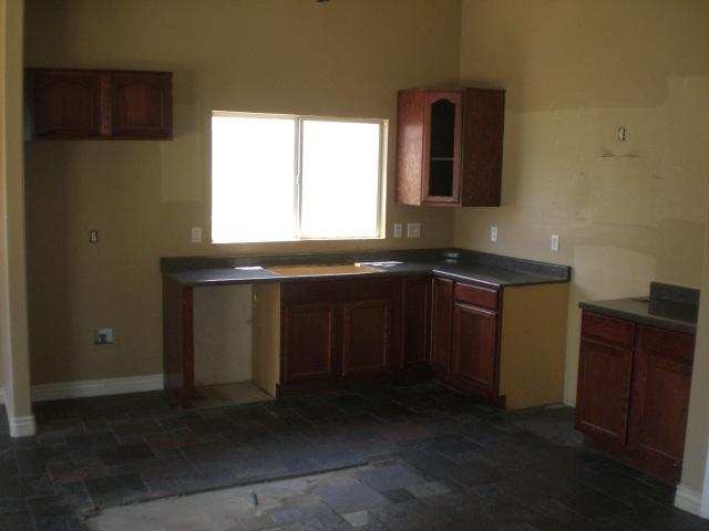 9045 West Monte Vista Road Phoenix, AZ 85037 - Photo 3 of 5 KITCHEN