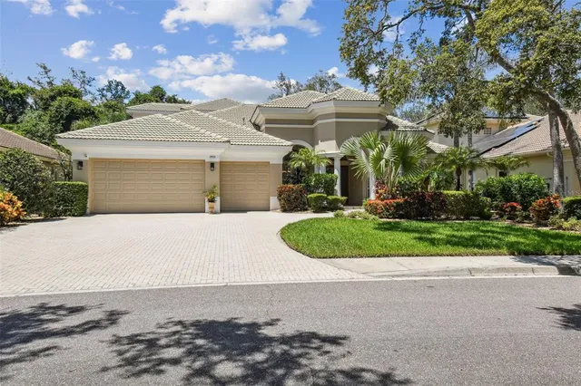 $1,095,000 | 2935 Grey Oaks Boulevard, Tarpon Springs, FL 34688
