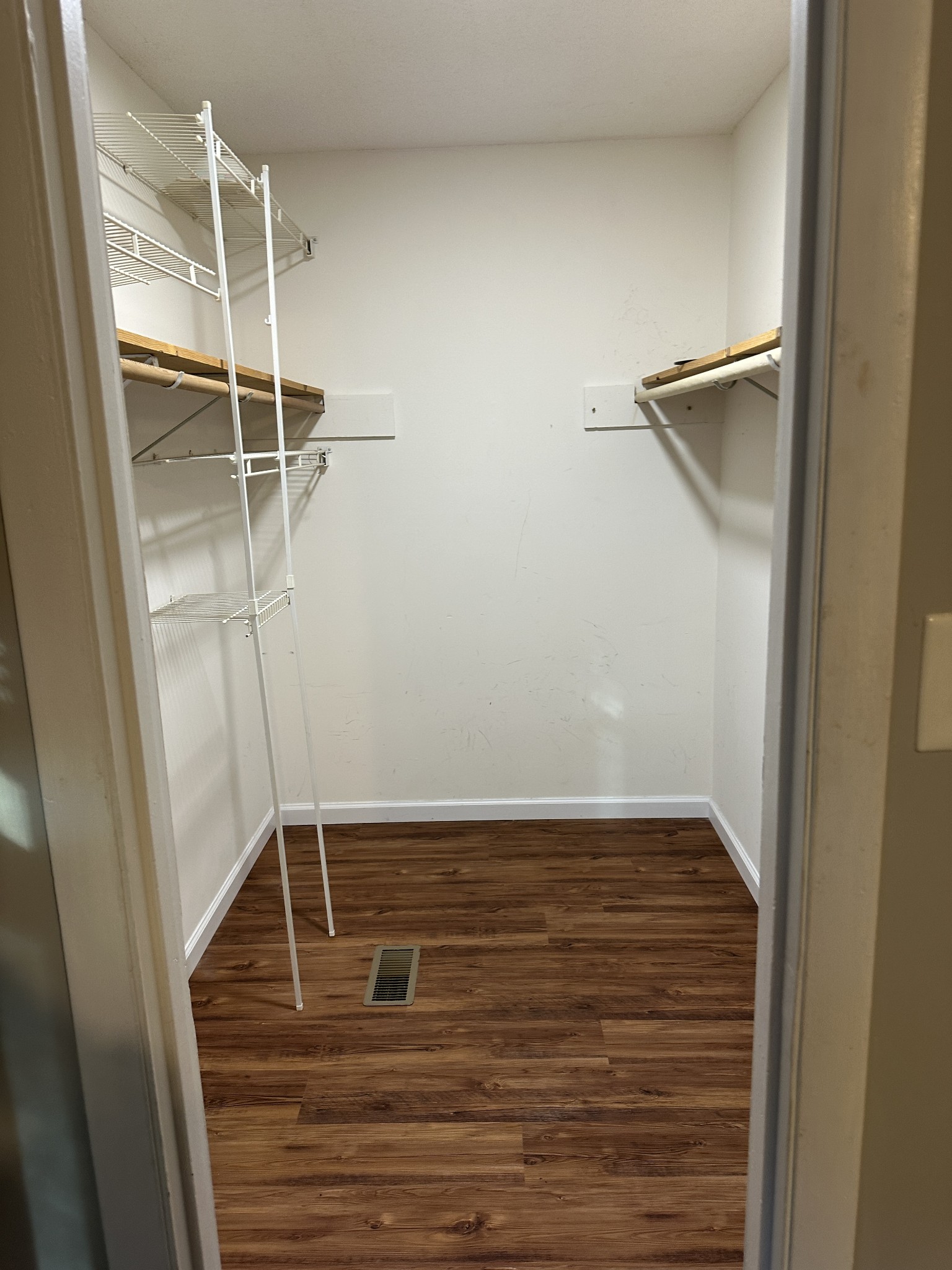 69 Hasty Hollow Road Lynchburg, TN 37352 - Photo 19 of 20 a view of room with wooden floor