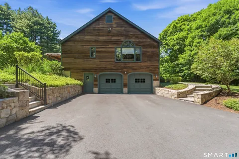 $850,000 | 16 Palestine Road, Newtown, CT 06470