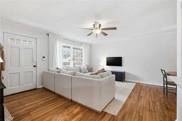 $389,000 | 7705 Colonial Drive, Prairie Village, KS 66208