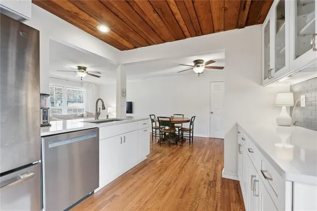 $389,000 | 7705 Colonial Drive, Prairie Village, KS 66208