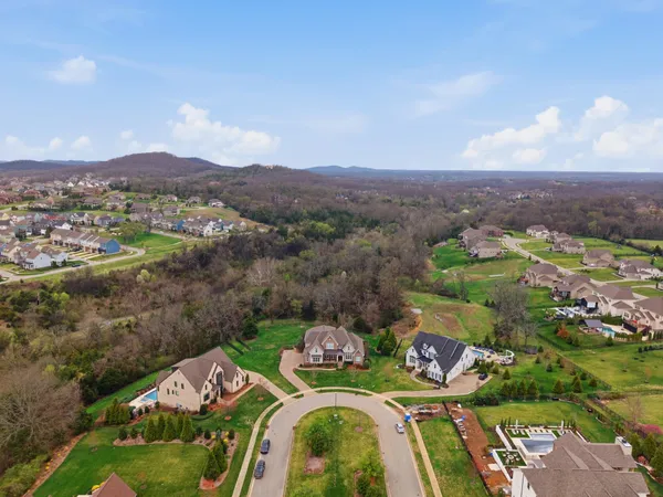 $2,999,900 | 1823 Acadia Cove Court, Brentwood, TN 37027