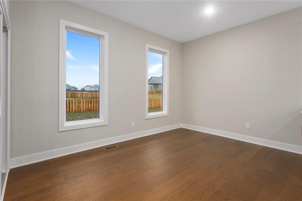4705 Southwest 2nd Street Blue Springs, MO 64014 - Photo 11 of 34