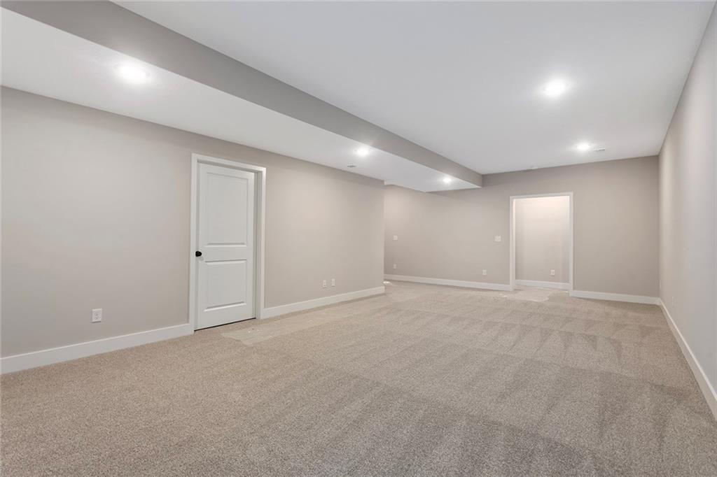 4705 Southwest 2nd Street Blue Springs, MO 64014 - Photo 25 of 34