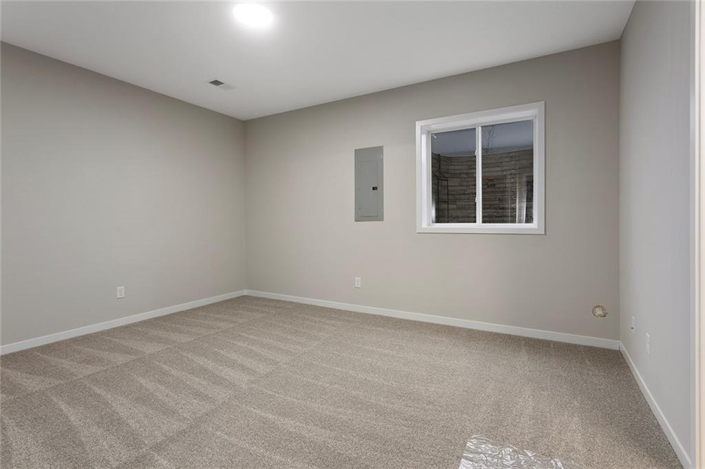 4705 Southwest 2nd Street Blue Springs, MO 64014 - Photo 32 of 34