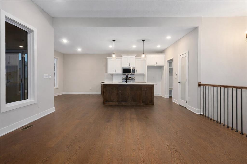 4705 Southwest 2nd Street Blue Springs, MO 64014 - Photo 7 of 34
