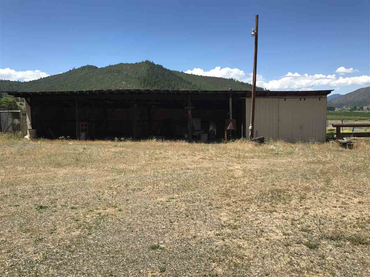 300 Mineral Range Road Fort Jones, CA 96032 - Photo 14 of 27 Gallery Image 14
