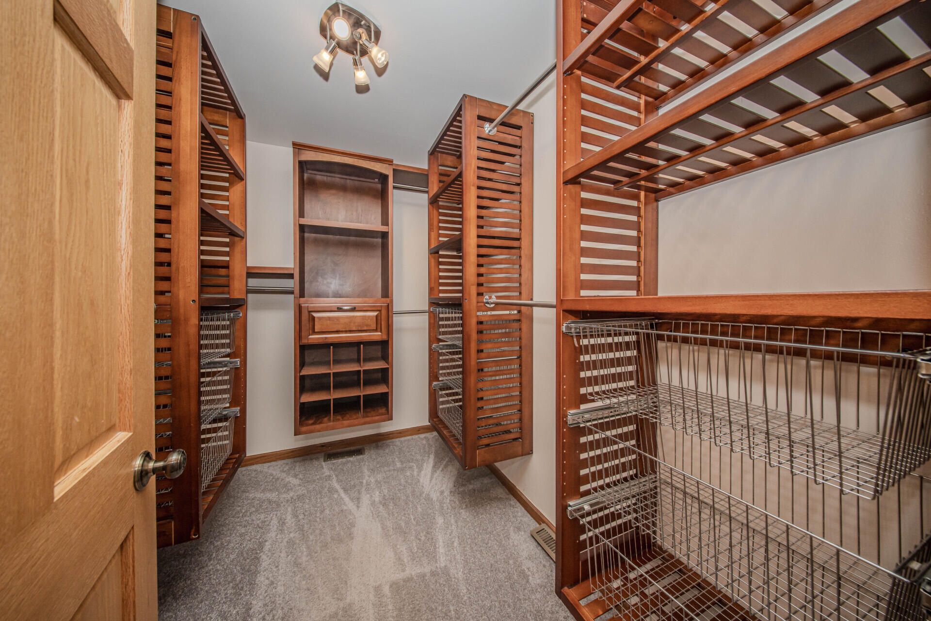 7532 Dell Road Saline, MI 48176 - Photo 33 of 81 32