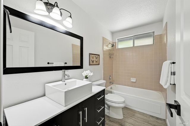 $1,195,000 | 201 Deborah Court, Novato, CA 94949