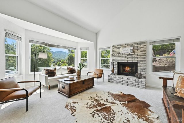 $1,195,000 | 201 Deborah Court, Novato, CA 94949