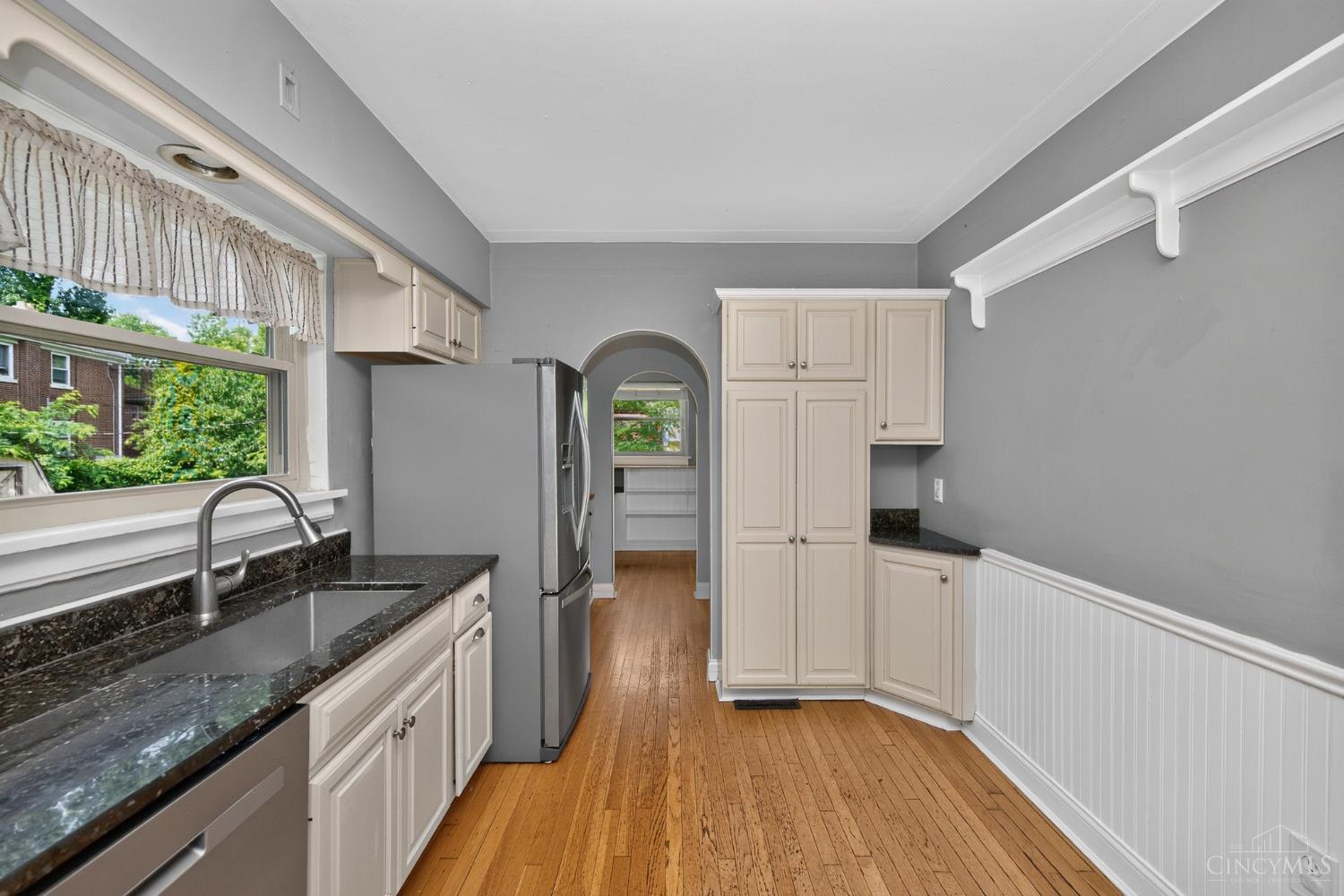 3723 Brotherton Road Cincinnati, OH 45209 - Photo 18 of 56