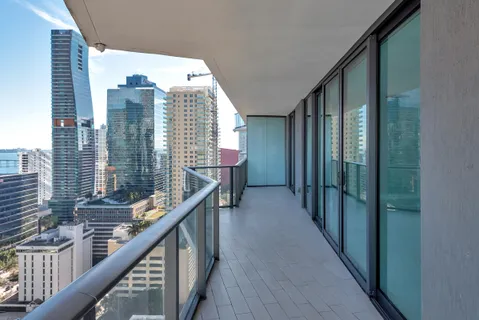 $6,150 | 1300 South Miami Avenue, Unit 2401, Miami, FL 33130