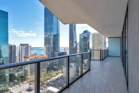 $6,150 | 1300 South Miami Avenue, Unit 2401, Miami, FL 33130
