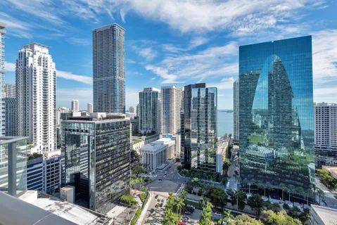 $6,150 | 1300 South Miami Avenue, Unit 2401, Miami, FL 33130