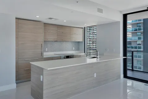 $6,150 | 1300 South Miami Avenue, Unit 2401, Miami, FL 33130