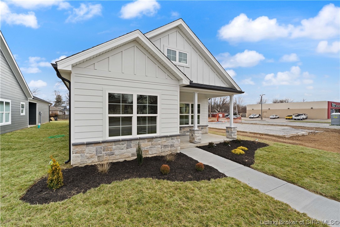 2206 East Spring Street New Albany, IN 47150 - Photo 4 of 45 Gallery Image 4