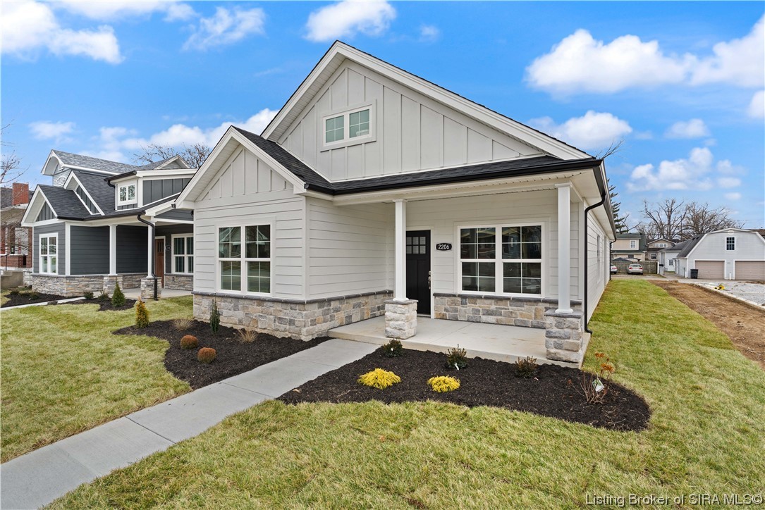 2206 East Spring Street New Albany, IN 47150 - Photo 5 of 45 Gallery Image 5