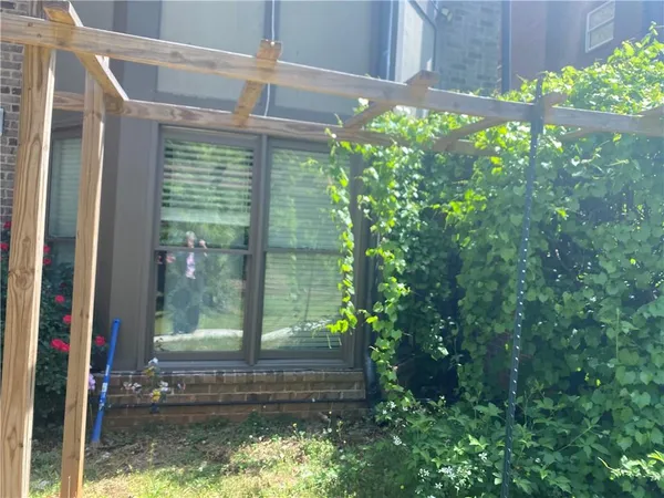 $2,000 | 3816 Chamblee Dunwoody Road, Atlanta, GA 30341