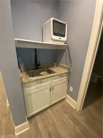 $2,000 | 3816 Chamblee Dunwoody Road, Atlanta, GA 30341