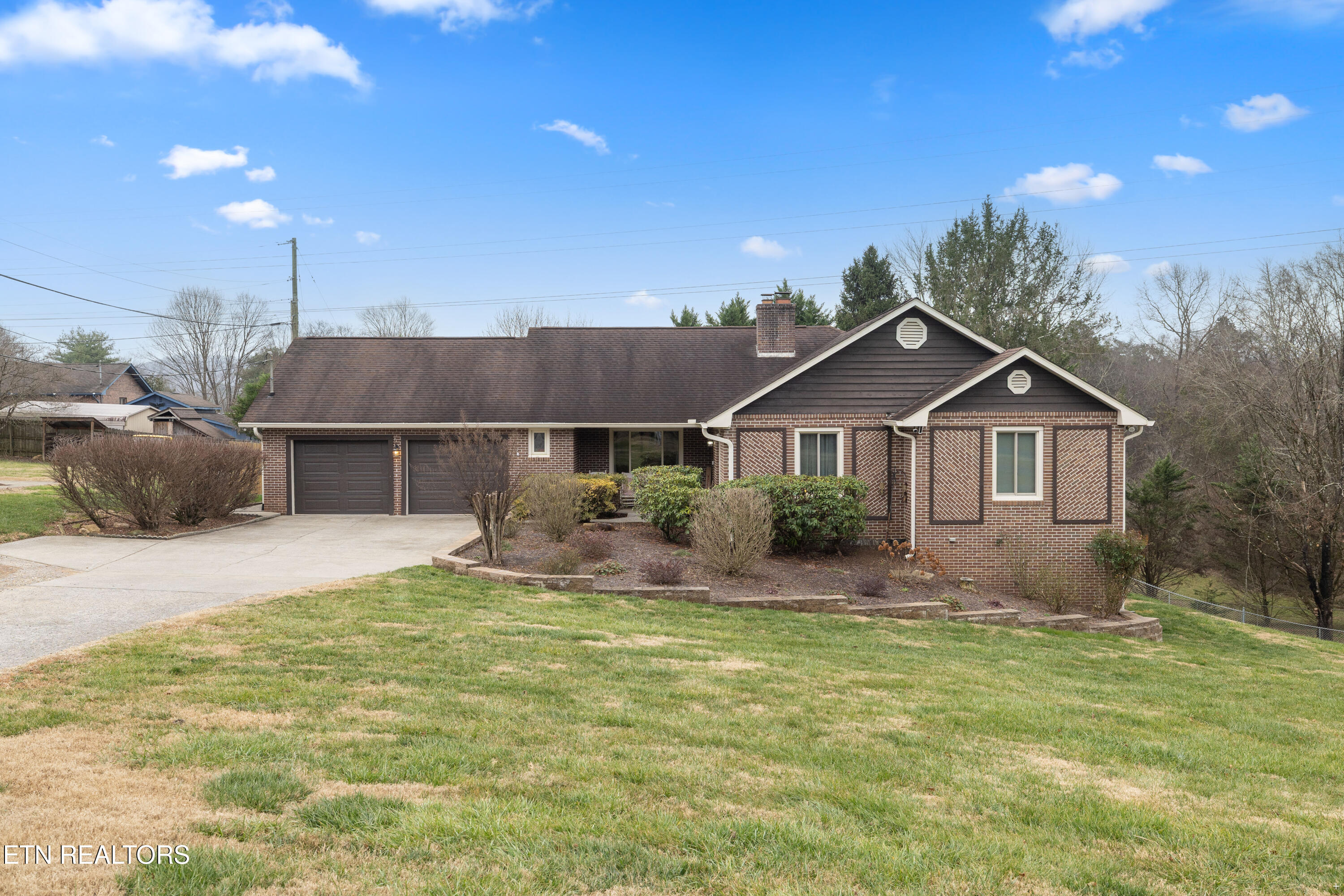 4120 West Emory Road Powell, TN 37849 - Photo 1 of 39 Welcome Home!!