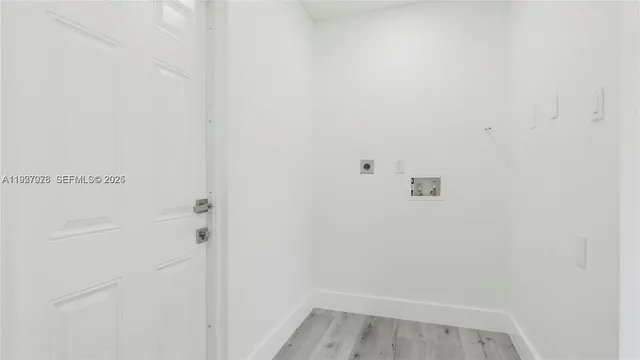 $649,999 | 2301 Northwest 191st Street, Miami Gardens, FL 33056