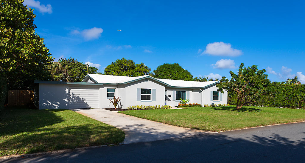 235 Potter Road West Palm Beach, FL 33405 - Photo 1 of 12 20141205_235Potter_001.jpg