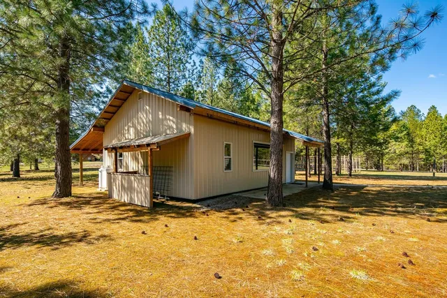 $572,900 | 245 Jade Drive, Newport, WA 99156