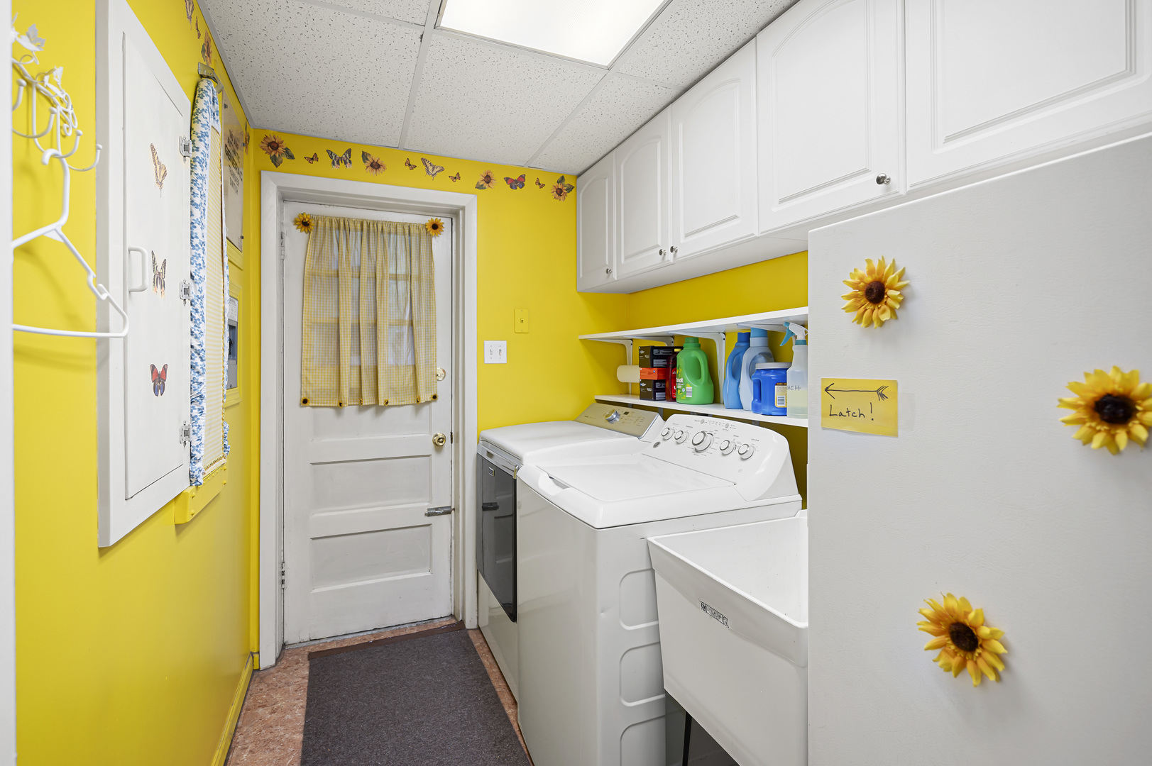 1011 Kohley Road Lisle, IL 60532 - Photo 19 of 26 a utility room with dryer and washer