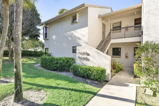 $265,000 | 3525 Northwest 35th Street, Unit 1604, Pompano Beach, FL 33066