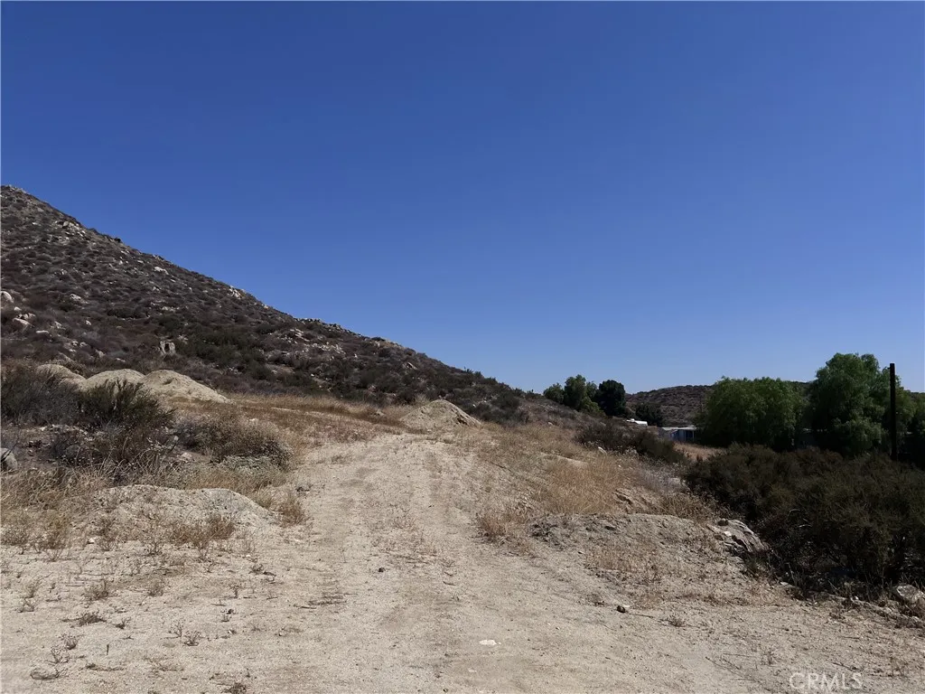 32962 West Wildomar, CA 92595 - Photo 8 of 9 a view of mountain view with wooden floor