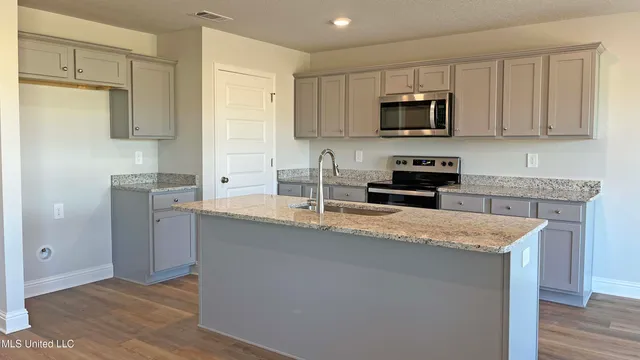 $260,900 | 117 Dewberry Drive, Leakesville, MS 39451