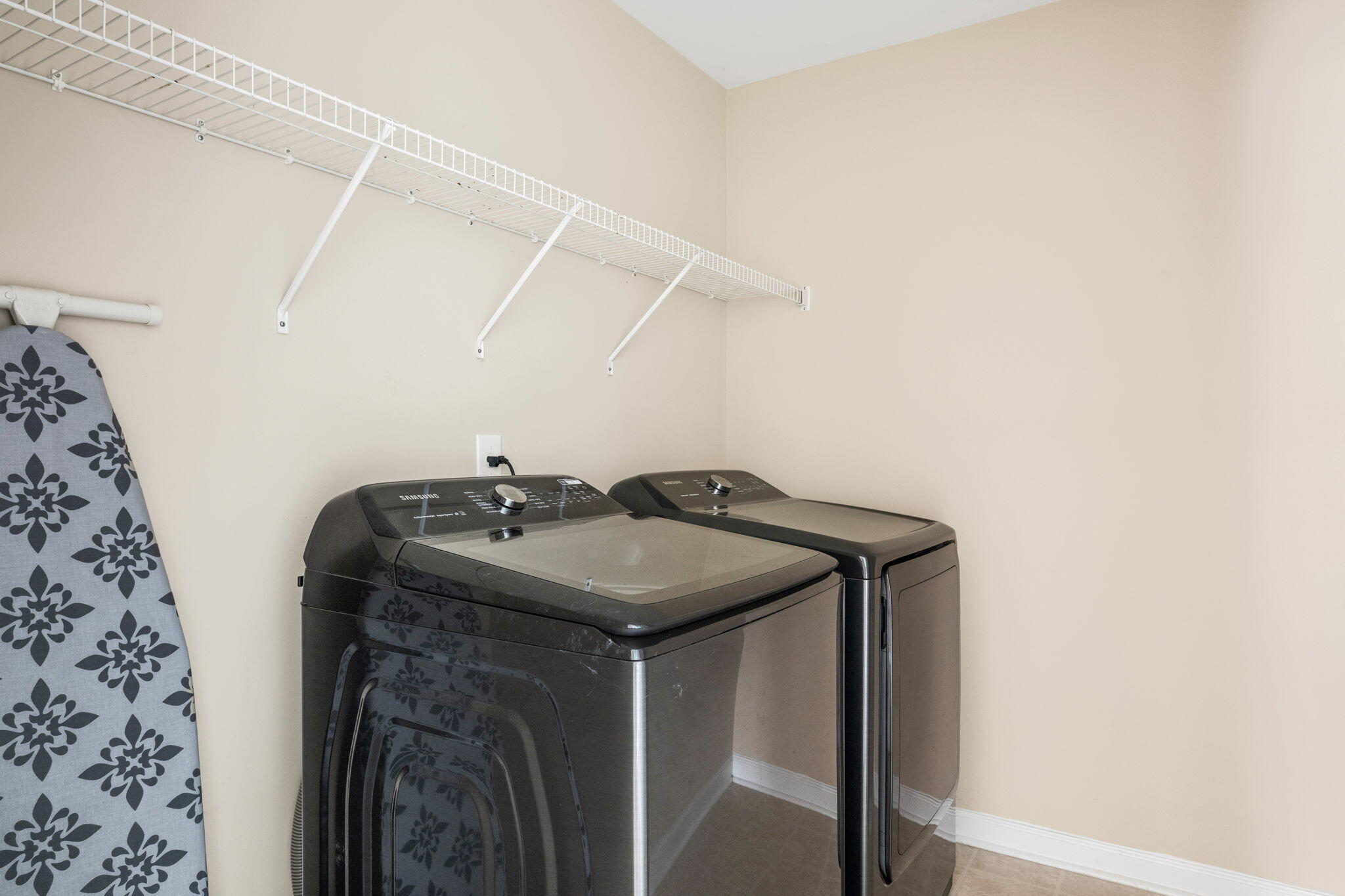 3458 Field Planters Road Johns Island, SC 29455 - Photo 23 of 34 Upstairs Laundry