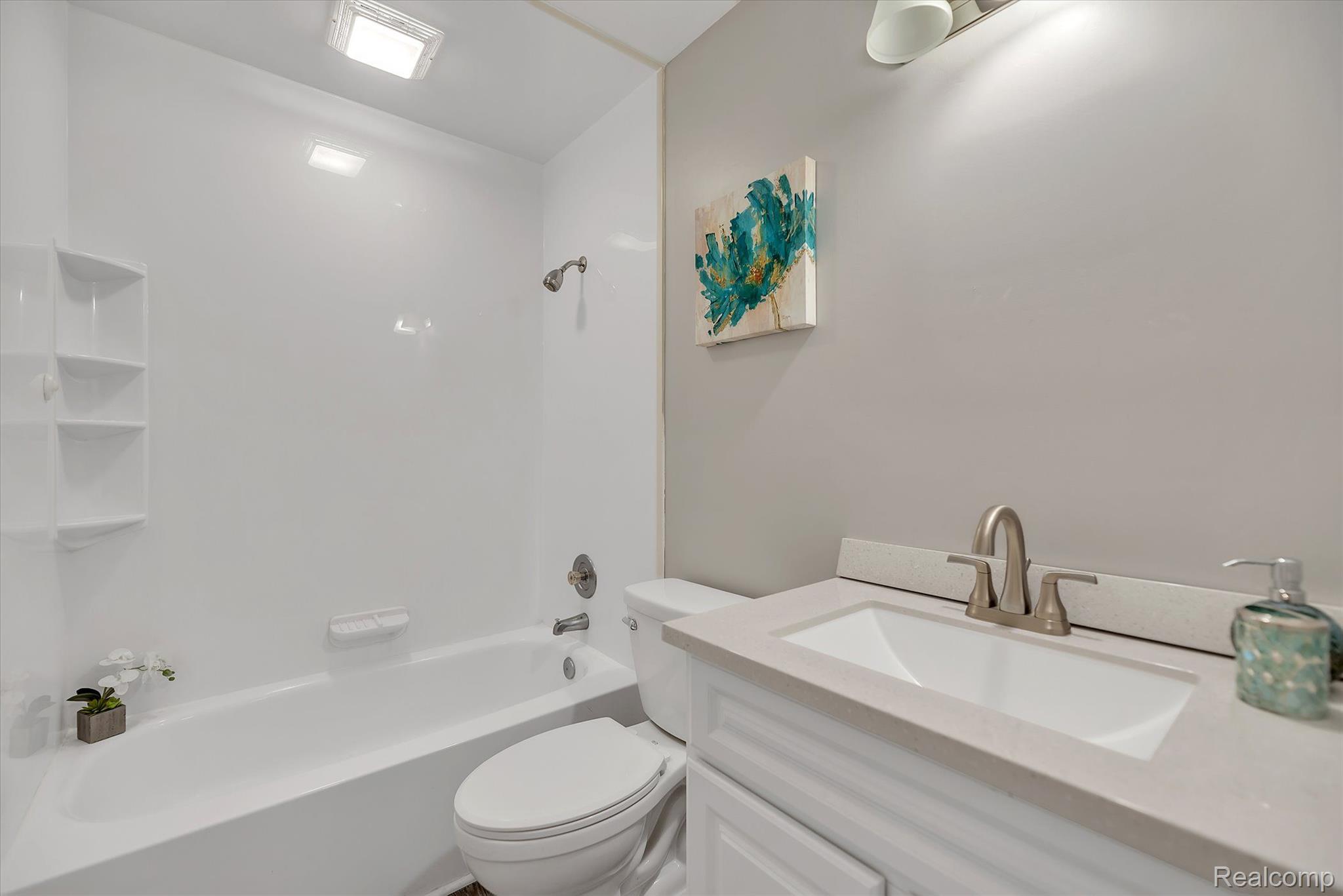 2485 Ruth Drive Fenton, MI 48430 - Photo 34 of 54 Gallery Image 34