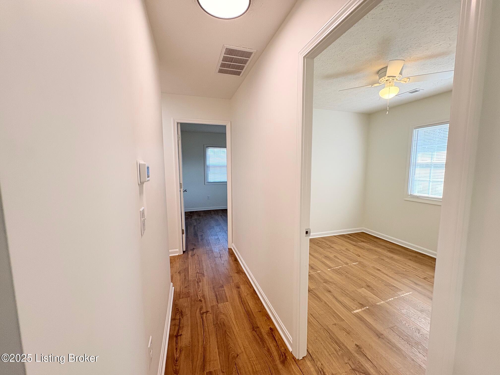 3833 Jupiter Road Louisville, KY 40218 - Photo 26 of 46 IMG_4053