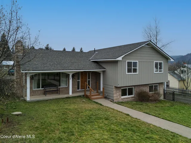 $415,000 | 333 South 14th Street, St. Maries, ID 83861
