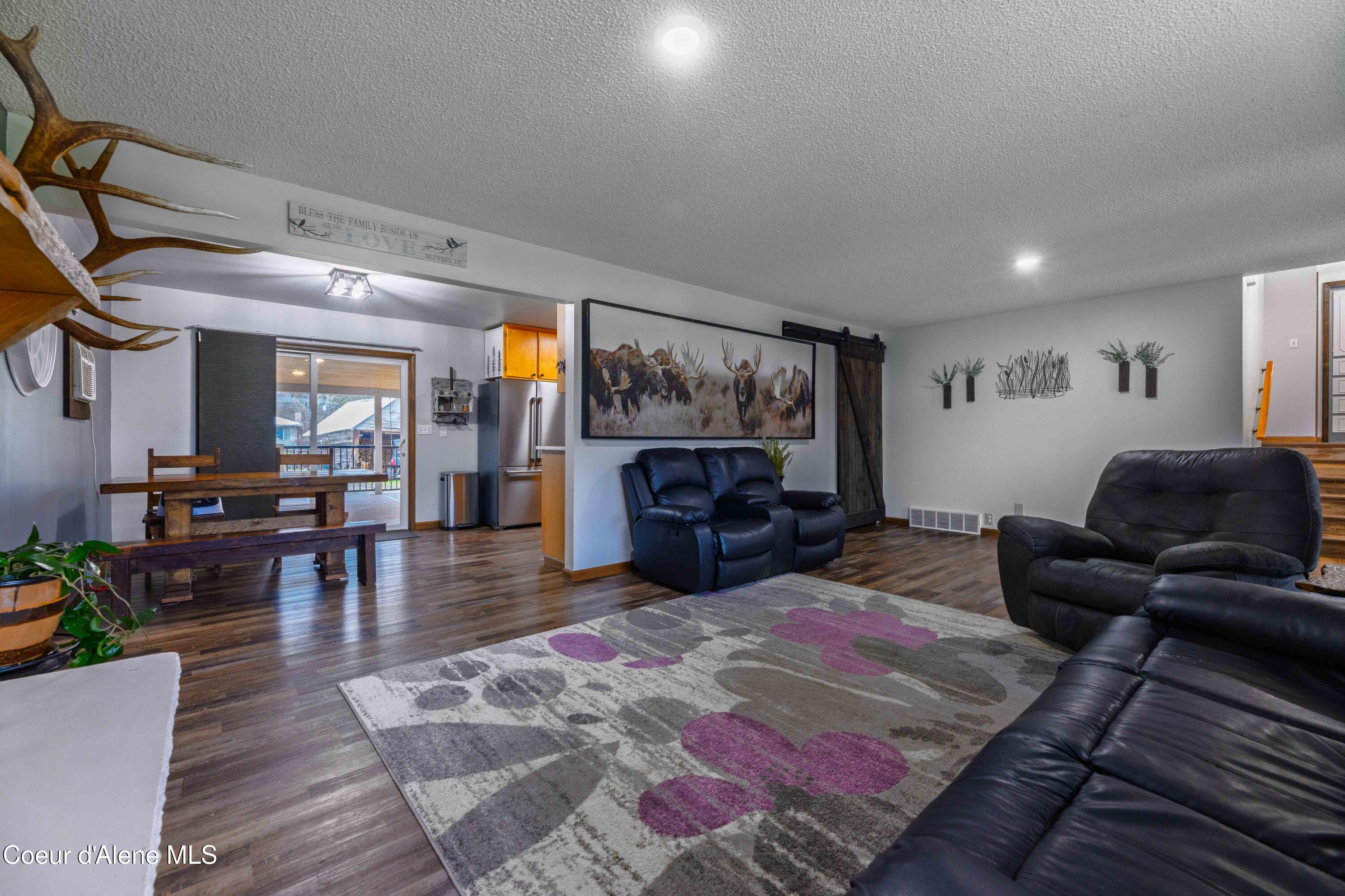 333 South 14th Street St. Maries, ID 83861 - Photo 13 of 39 Dining/Living Room